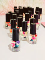 Huile pour ongles (Couvercle mauve)