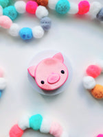 Bombe de bain cochon dans la boue

